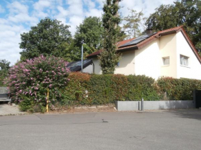 schöne Wohnung nahe Messe Stuttgart und Flughafen für 1-4 Gäste